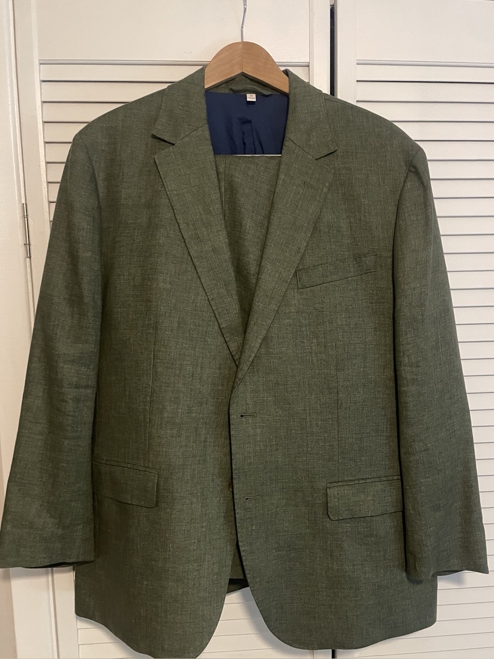 Men's FOREST GREEN Tailored Two-Piece Suit - Classic Notch Lapel